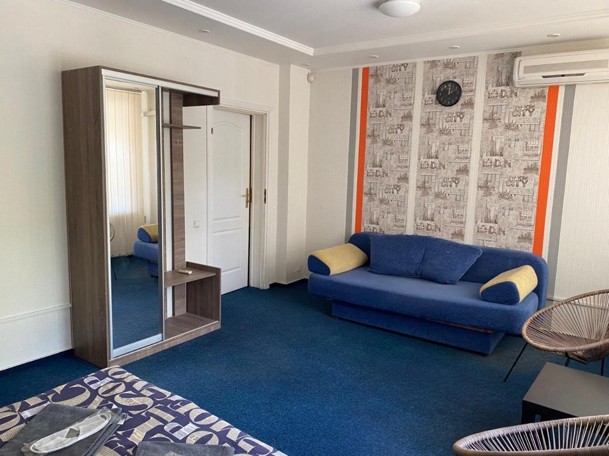 Uneed Rooms Podil Kiev Buitenkant foto